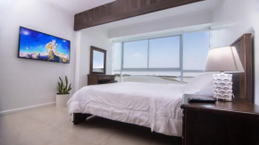 Suite 206, Riverfront, vista al río, Puerto Santa Ana, Guayaquil